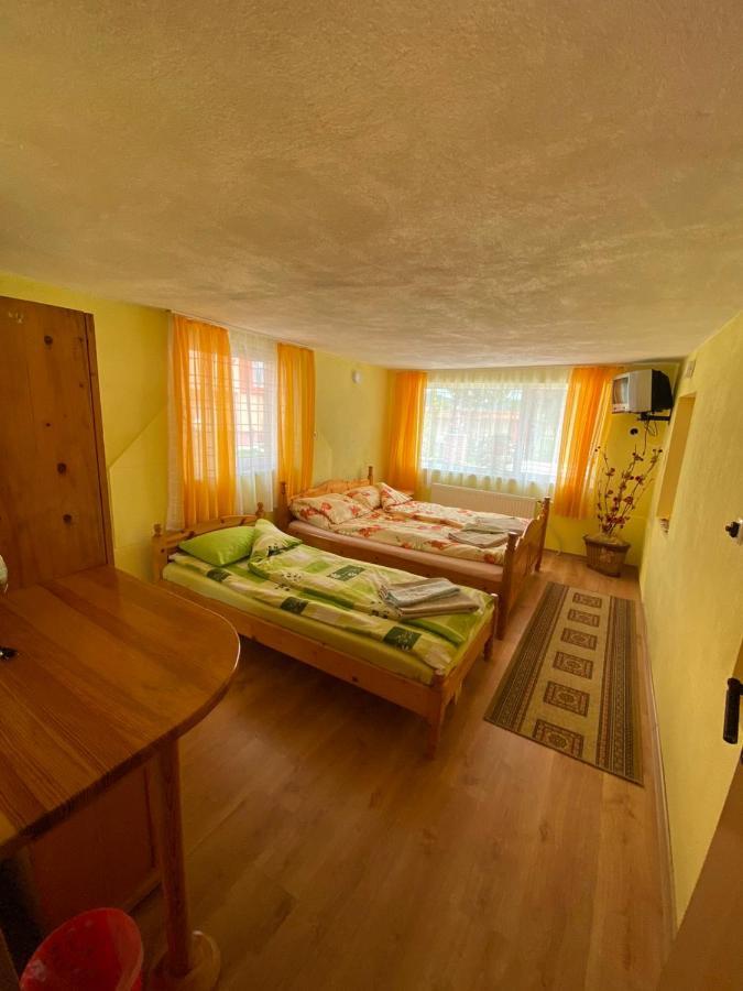 Къщи За Гости Ореха Samokow Exterior foto