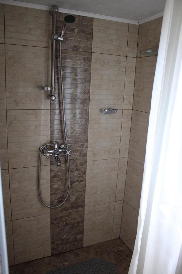 Къщи За Гости Ореха Samokow Exterior foto